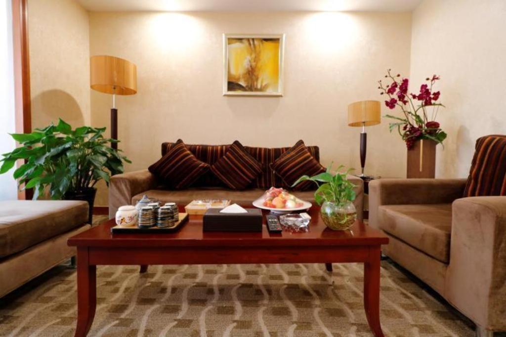 Qingdao Royal Garden Hotel Eksteriør billede