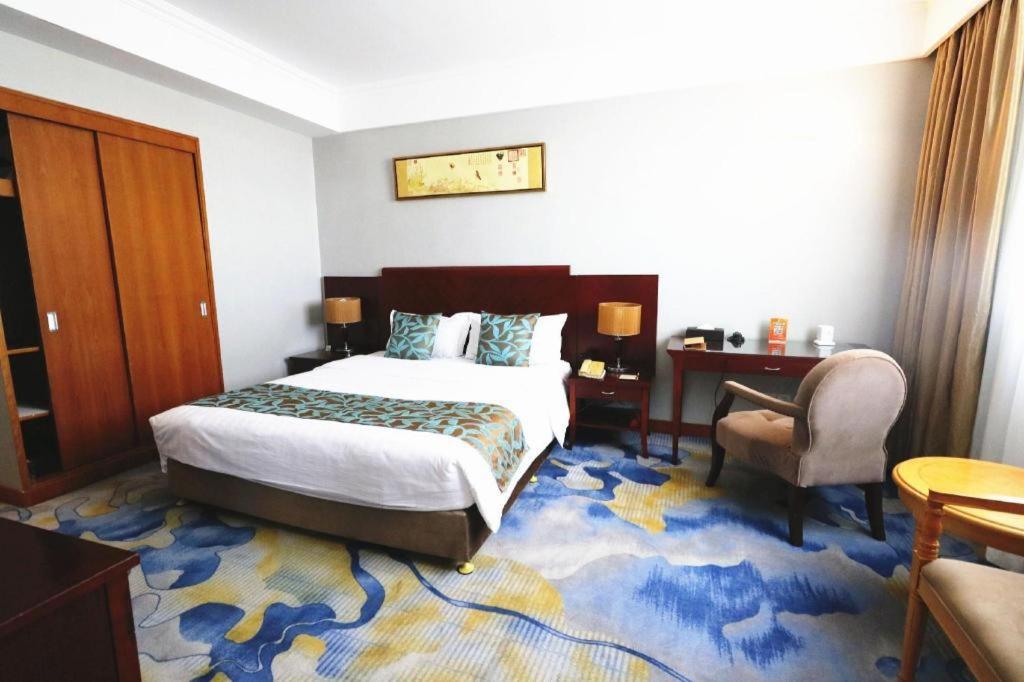 Qingdao Royal Garden Hotel Eksteriør billede