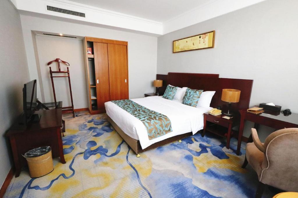 Qingdao Royal Garden Hotel Eksteriør billede