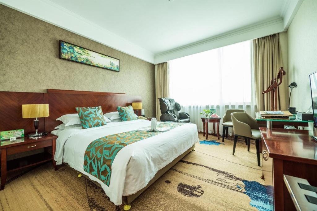 Qingdao Royal Garden Hotel Eksteriør billede
